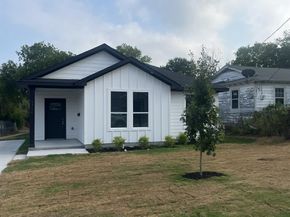 1714  Mentor Avenue , Dallas Texas 75216