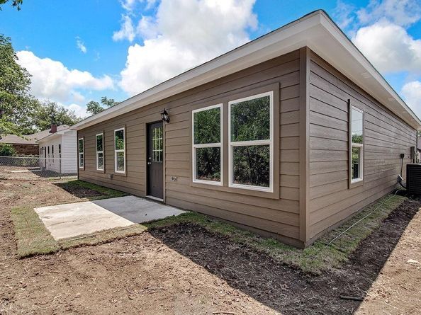 5013  Cottey Street , Fort Worth Texas 76105