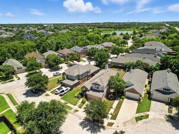 311  Clifton Circle , Argyle Texas 76226