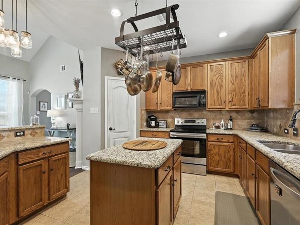 311  Clifton Circle , Argyle Texas 76226