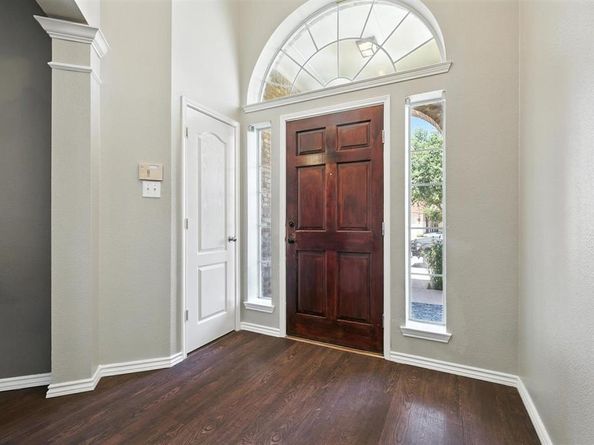 311  Clifton Circle , Argyle Texas 76226