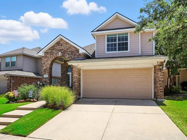 311  Clifton Circle , Argyle Texas 76226