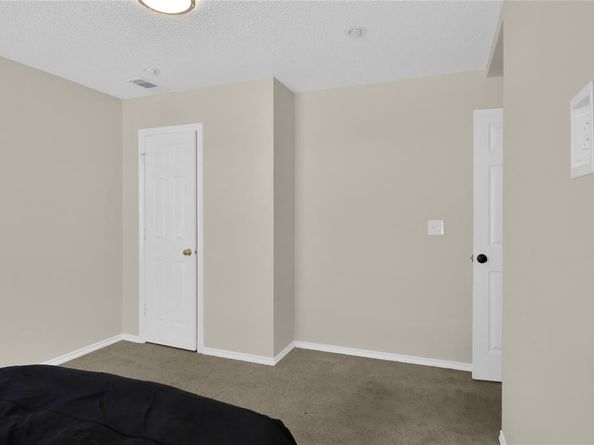 2416  Garden Park Court , Arlington Texas 76013