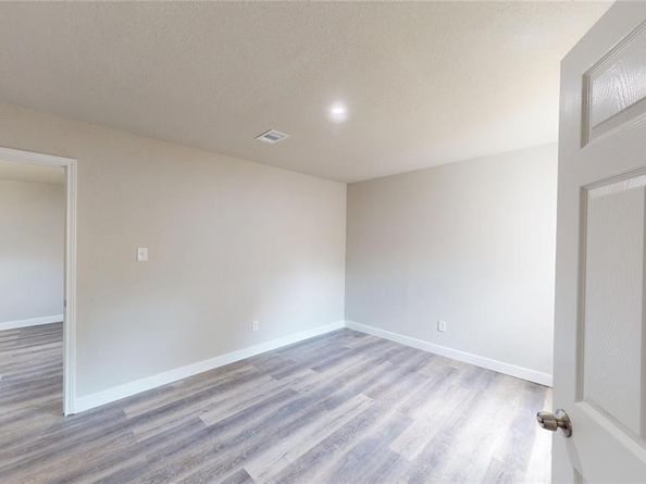 4026  Myrtle Street , Dallas Texas 75215