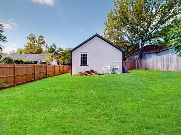 4026  Myrtle Street , Dallas Texas 75215