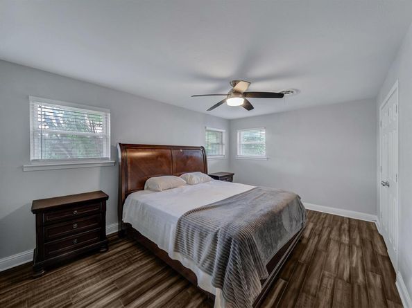 5512  Odessa Avenue , Fort Worth Texas 76133