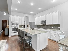 6844  Ensenada  , Grand Prairie Texas 75054