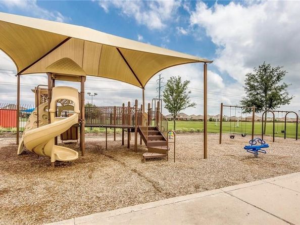 6844  Ensenada  , Grand Prairie Texas 75054