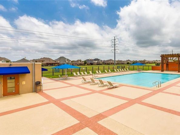 6844  Ensenada  , Grand Prairie Texas 75054
