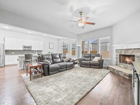 6844  Ensenada  , Grand Prairie Texas 75054