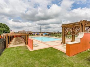 6844  Ensenada  , Grand Prairie Texas 75054