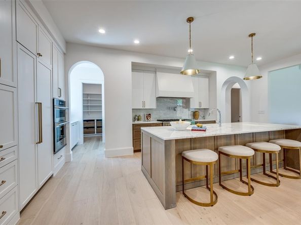 3739  Park Lane , Dallas Texas 75220