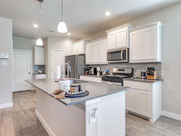 2209  Gill Star Drive , Haslet Texas 76052