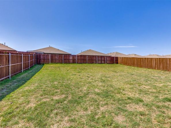 2209  Gill Star Drive , Haslet Texas 76052