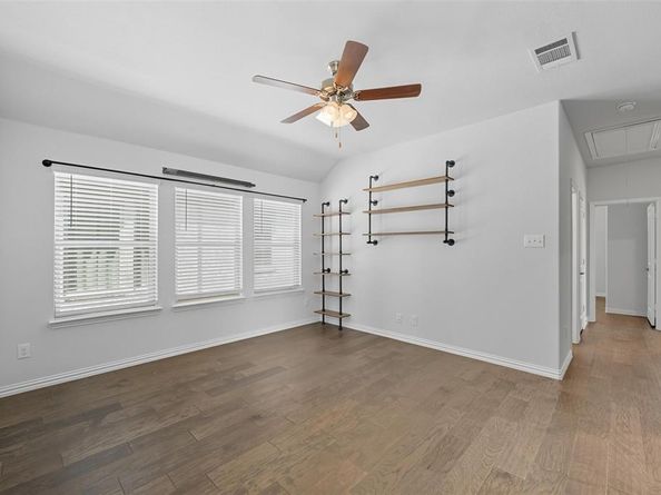 16900  Sophora Avenue , Justin Texas 76247