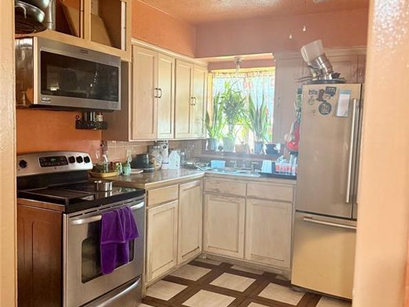 9918  Constance Street , Dallas Texas 75220