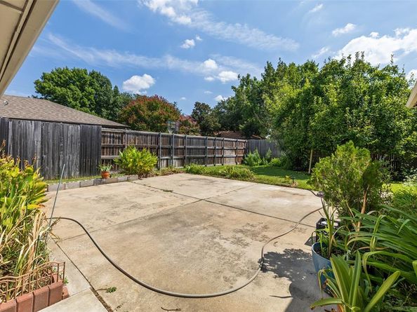 1604  Meadowgate Drive , Richardson Texas 75081