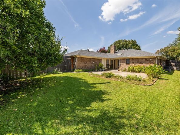 1604  Meadowgate Drive , Richardson Texas 75081
