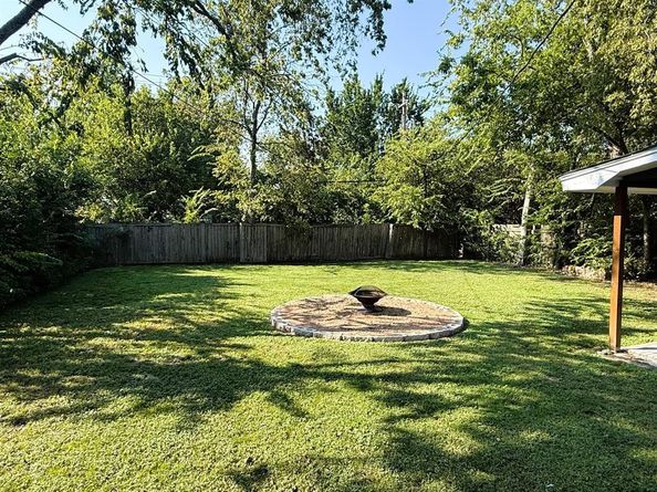 3746  Durango Drive , Dallas Texas 75220