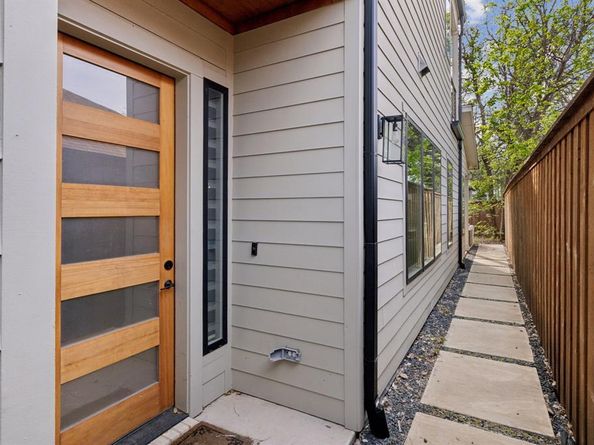 2228  Wycliff Avenue , Dallas Texas 75219