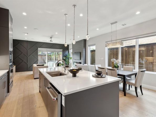 2228  Wycliff Avenue , Dallas Texas 75219