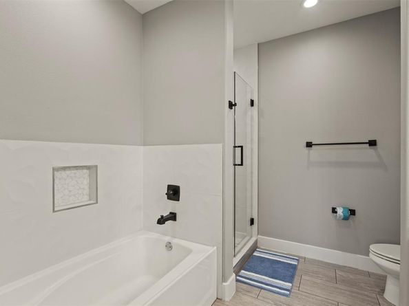 1900  Morris Street , Dallas Texas 75212