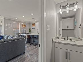 1900  Morris Street , Dallas Texas 75212