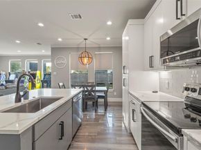 1900  Morris Street , Dallas Texas 75212