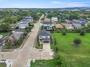 1900  Morris Street , Dallas Texas 75212