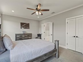 1900  Morris Street , Dallas Texas 75212