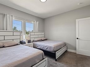 1900  Morris Street , Dallas Texas 75212