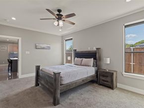 1900  Morris Street , Dallas Texas 75212