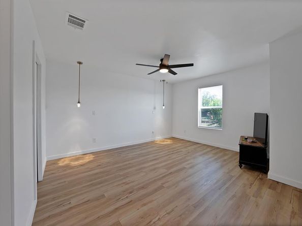 5409  Sun Valley Drive , Fort Worth Texas 76119