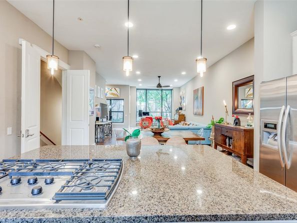 1140 S Adams Street , Fort Worth Texas 76104
