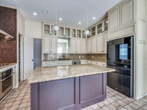 848 S Havenwood Lane S, Fort Worth Texas 76112