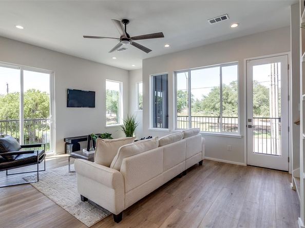 3308  Birmingham Avenue  A1, Dallas Texas 75210