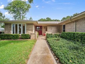 1113  Rusdell Drive , Irving Texas 75060
