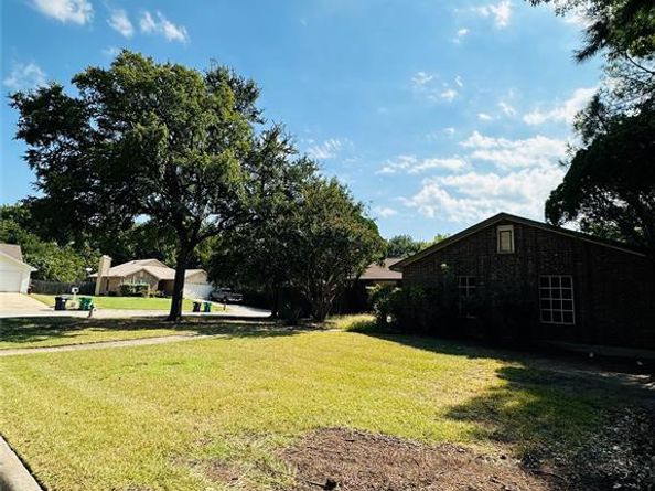 2538  Liberty Lane , Denton Texas 76209