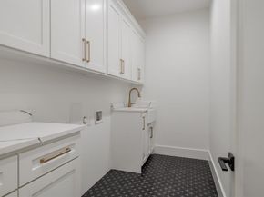 7503  Robin Road , Dallas Texas 75209