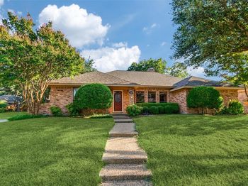 2204  Coleshire Drive 