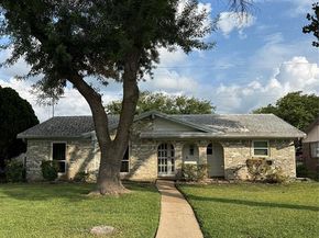 926  Malibu Drive , Garland Texas 75043