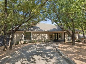4216  Kelly Elliott Road , Arlington Texas 76016