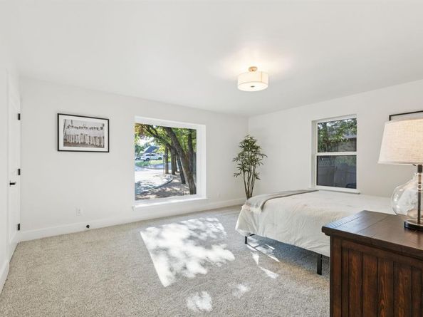 4216  Kelly Elliott Road , Arlington Texas 76016