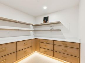 4216  Kelly Elliott Road , Arlington Texas 76016