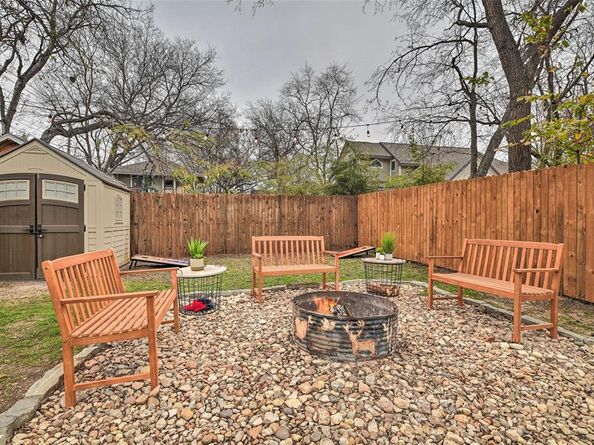 1460 W Allen Avenue , Fort Worth Texas 76110