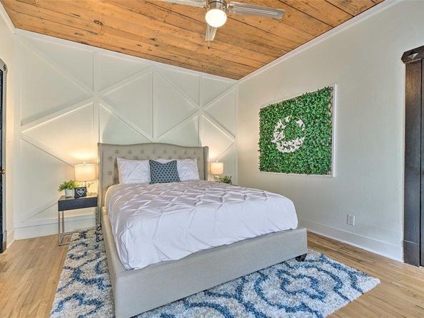 1460 W Allen Avenue , Fort Worth Texas 76110