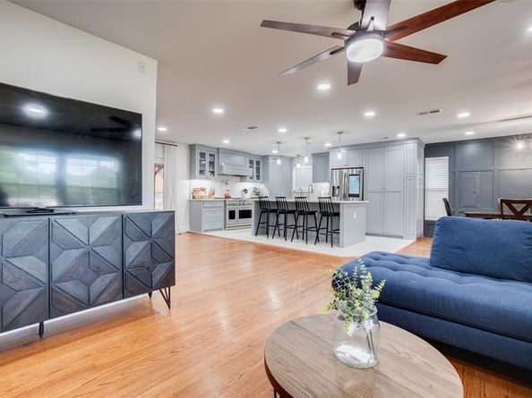 718  Owensons Drive , Dallas Texas 75224