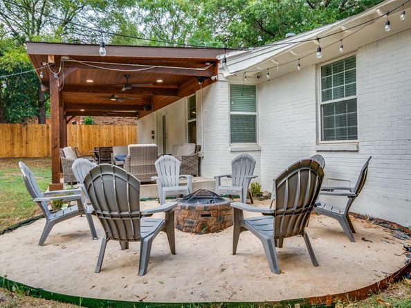 718  Owensons Drive , Dallas Texas 75224