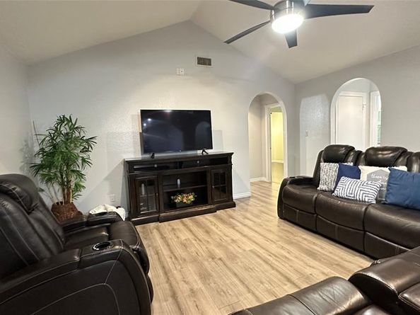13731  Biggs Street , Dallas Texas 75253
