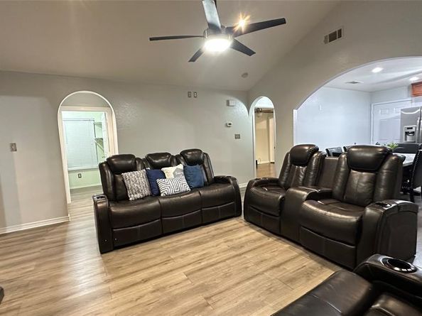 13731  Biggs Street , Dallas Texas 75253